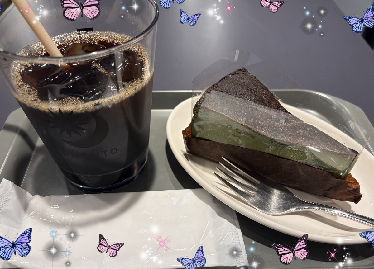 lovin4484's tweet photo. #プロント
#PRONT
#アイスコーヒー
#宇治抹茶バスクチーズケーキ
チェーン?の中でも特に大好きなプロントで休憩☕️
このソファに横になりたい…(:3 _ )=
暑過ぎる…暑すぎる……( ꒪⌓꒪)
途中渋谷のTOHOに偵察へ #SUPERBEAVER フライヤーまだまだ沢山あったよ♡ https://t.co/Y8RbL4pO2C