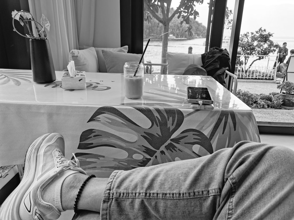 默默的树洞 tweet media