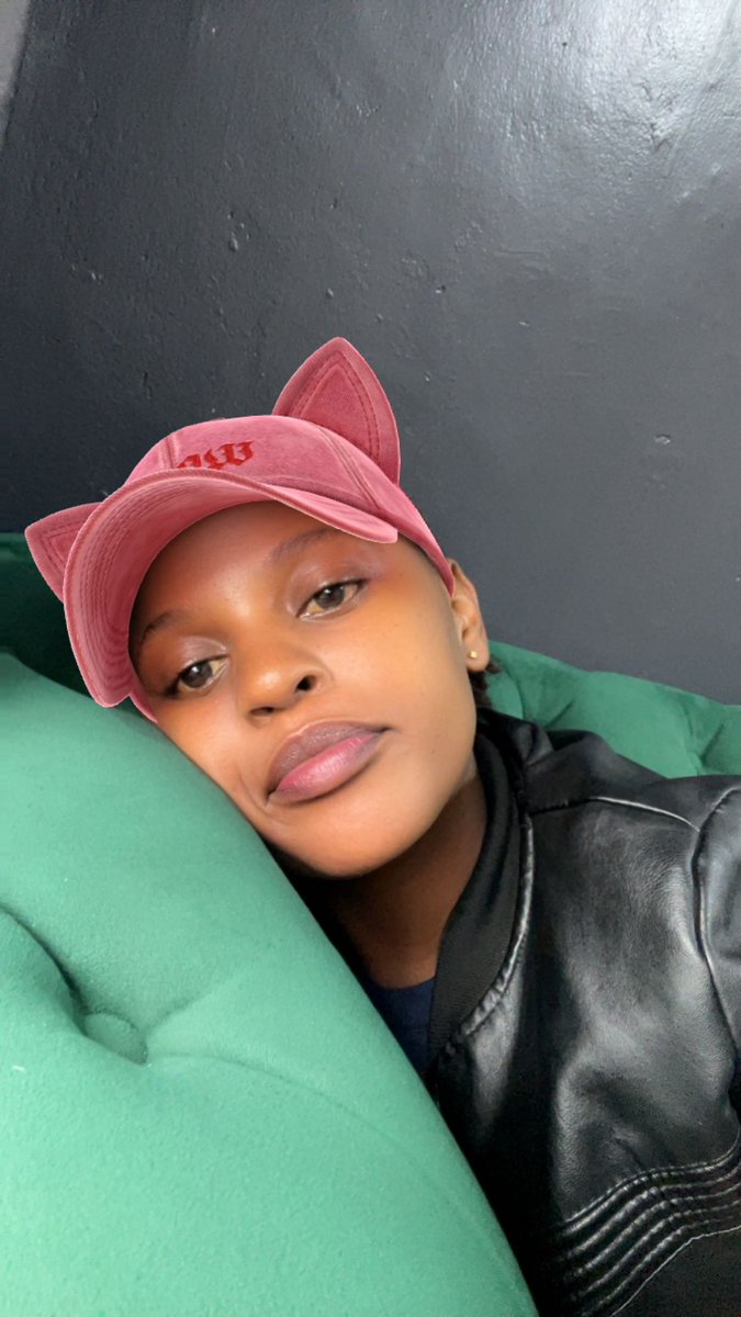 shellan😍 tweet media