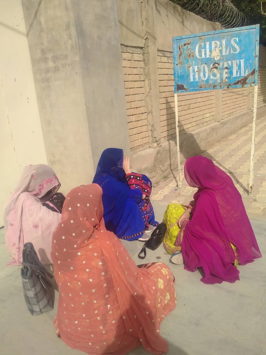 The unjustified closure of hostels at Balochistan university, despite the resumption of classes, is causing severe hardships for the students coming from distant regions. On daily basis, Baloch students are faced with various administrative challenges that endanger their careers.