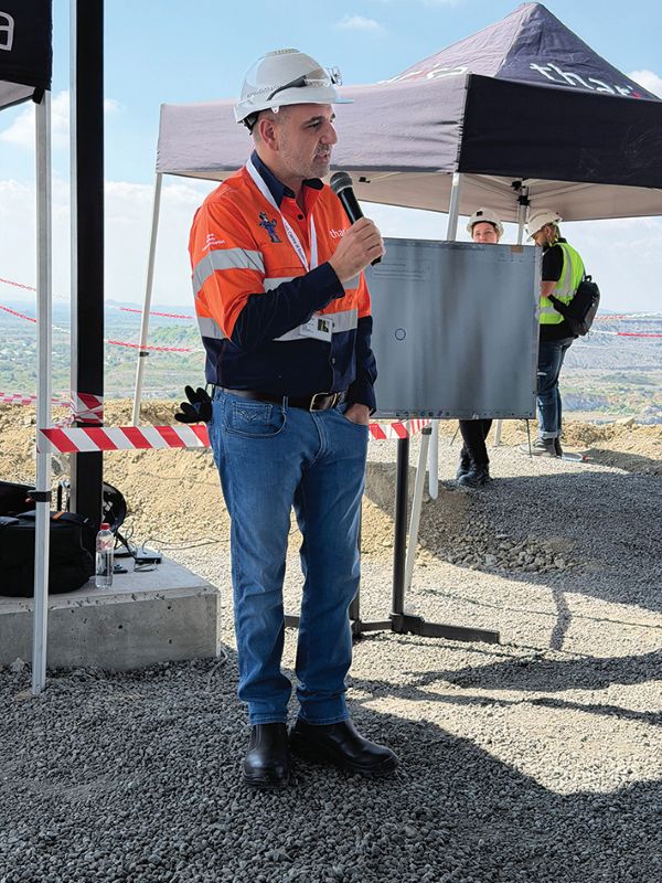 Mining_Online's tweet image. #TharisaMinerals has officially commenced the next phase of its mining journey with the inaugural blast at its underground project on Tuesday, 31 March 2026. 

africanmining.co.za/2026/04/14/cem…

#AfricanMining #TharisaMine #UndergroundMineDevelopment #CementationAfrica