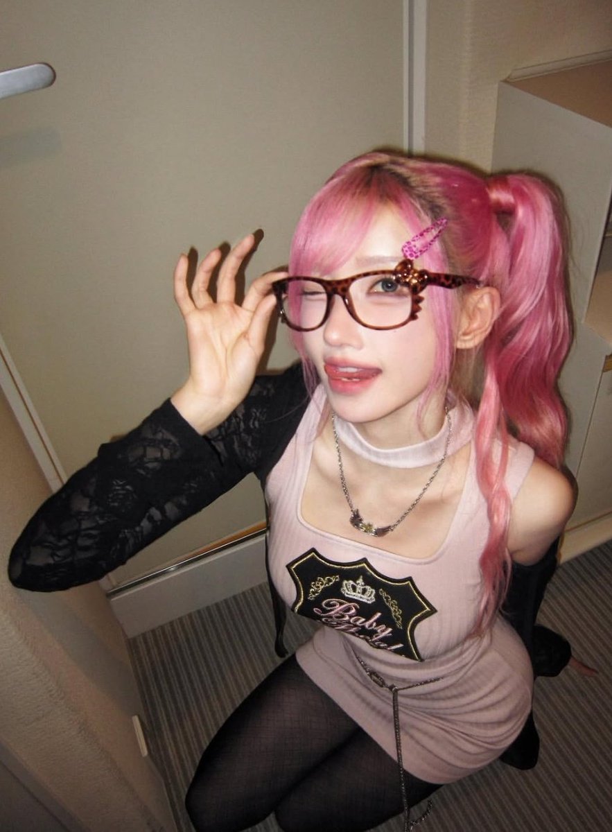 Mel🔸幽玄 tweet media