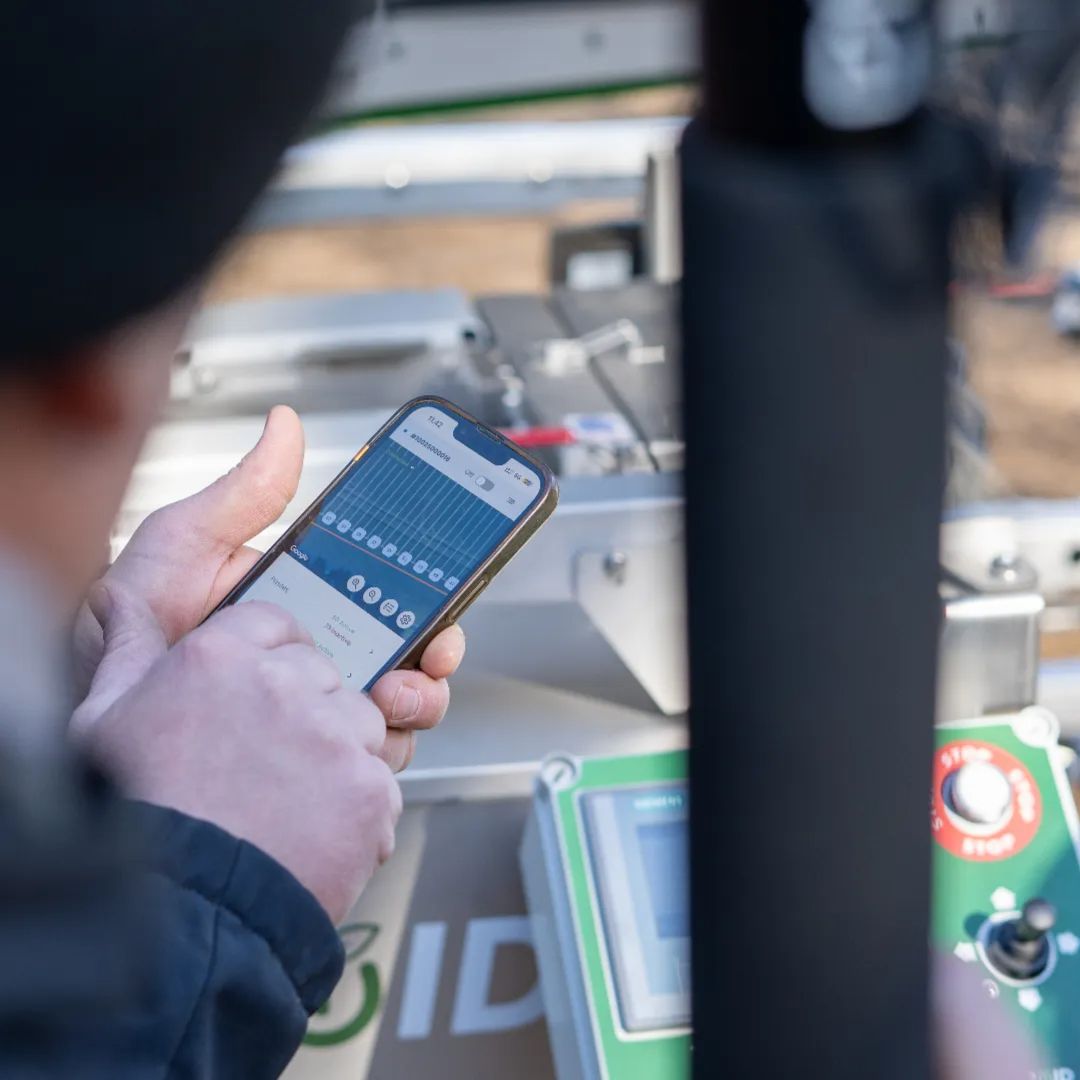 FarmDroid tweet media