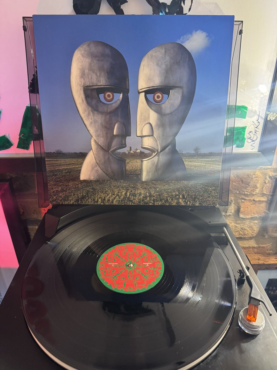 Lee Stevens tweet media