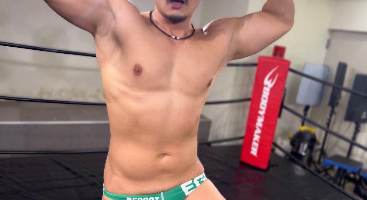 なりお tweet media