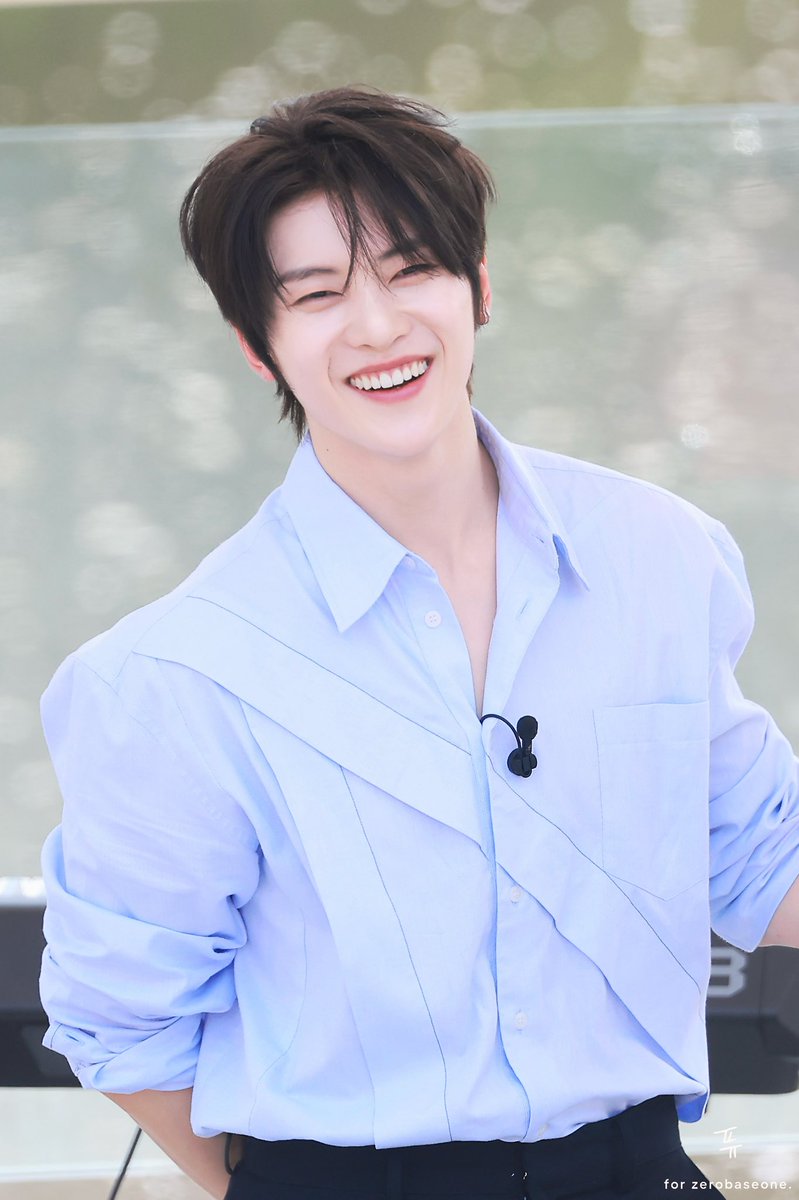 퓨⋆˚꩜。 tweet media