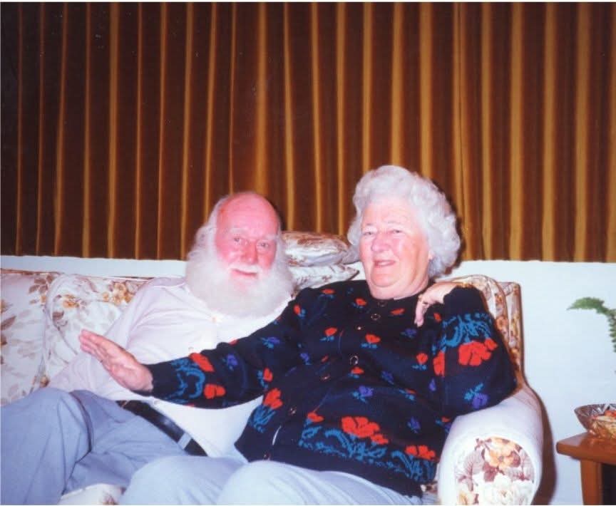 foolshorses_'s tweet image. Lovely legend Buster aka Uncle Albert with his wife Iris🫶
#onlyfoolsandhorses