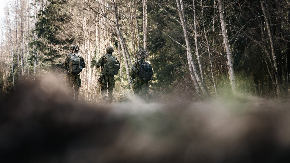 Kaitsevagi's tweet image. The Estonian Military Academy held its annual reconnaissance competition.
The best team, for a second year in a row, was the team from the  🇫🇮 Finnish Defence Forces Academy.

📷 Rasmus Allik

@Puolustusvoimat #EDF #Estonia #NATO #WeAreNATO #StrongerTogether