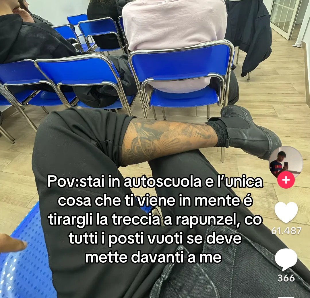 standupcereal's tweet photo. NON SIETE REALI https://t.co/W6fYxLPOeA