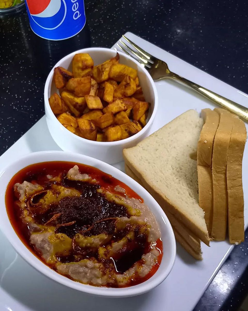 Good morning Nigerian it's TUESDAY MT #FYP
#PrideMonth #Xviral

FAST DELIVERY 🚚  MEAL ON CHOWDECK

✅ WE DELIVER
✅ PURCHASE ON WHATSAPP (08061154825) CHOWDECK &amp; HEYFOODS APP
✅ EWA AGOYIN ABEOKUTA OGUN NIGERIA

 #EwaagoyininAbeokuta 
 BEANS AND BREAD
APRIL 2026
EASTER NEW MONTH