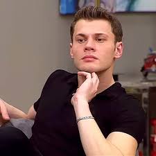 Aşkolog tweet media