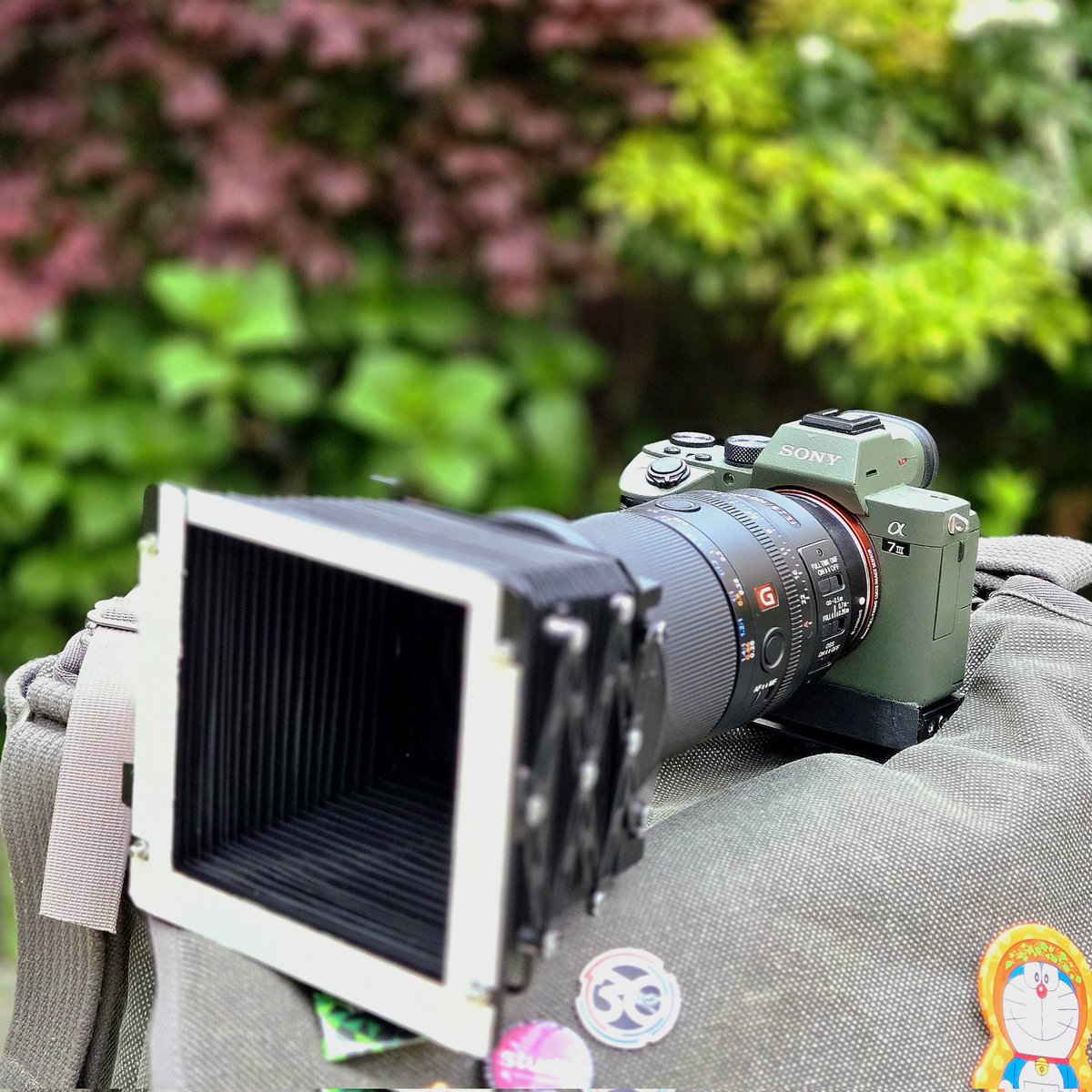 ProfShimaGmbH's tweet image. 久しぶりに7III。
シャッター音大きくて撮ってる感あるからいいわーw
あ、今日は宣材3人撮りw陽が伸びて撮りやすい♪
#SonyAlpha