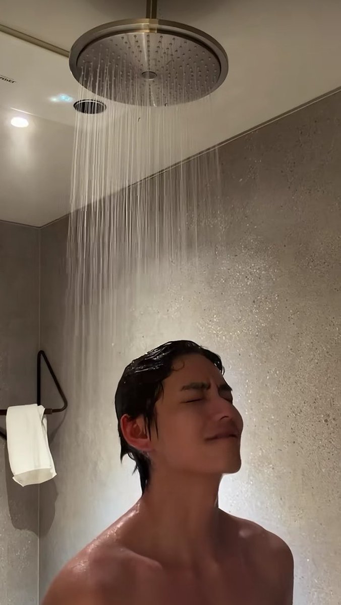 ㄱㅌㅎ tweet media