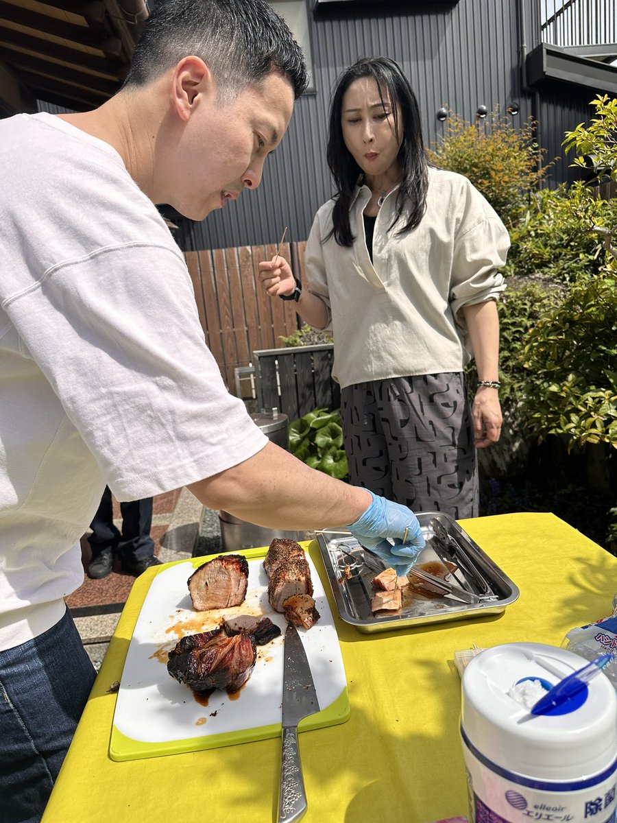 yakibutagama's tweet photo. 【本日の試し焼き】
#麺屋乃まど@大阪府茨木市　
JR #茨木
https://t.co/ct8NCcJgJg
https://t.co/rdidoCUbP4

三浦店主とスタッフさんと60分！
#試し焼き　楽しかった〜遠くからありがとうございました🙇‍♂️🙇‍♀️ https://t.co/j924XVo4IJ