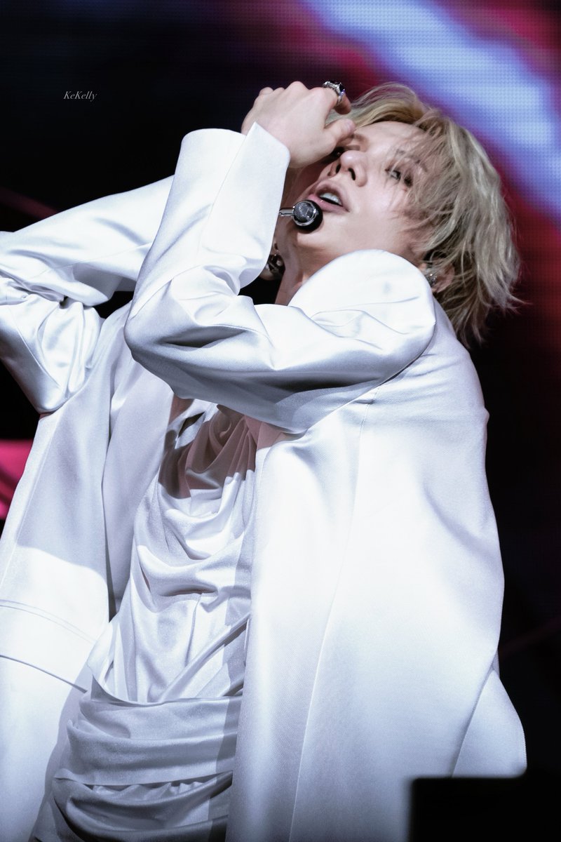 Moonstruck tweet media