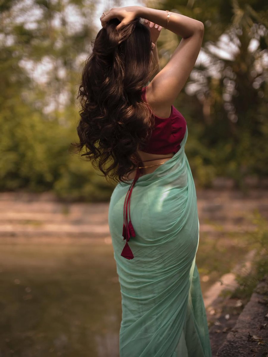 Yours Framefully tweet media