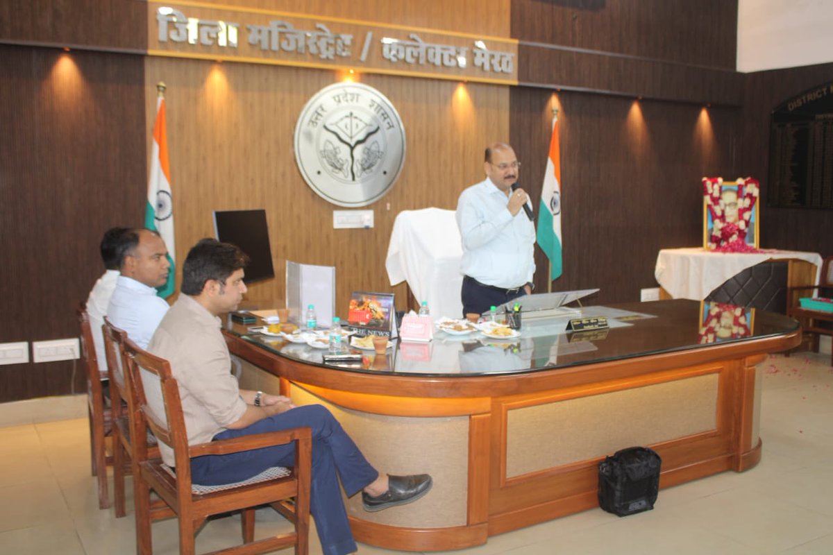DM Meerut tweet media