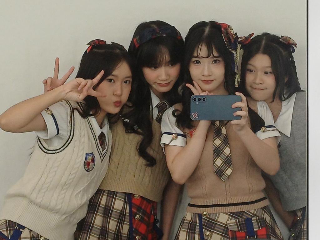 maia! 🐈 tweet media