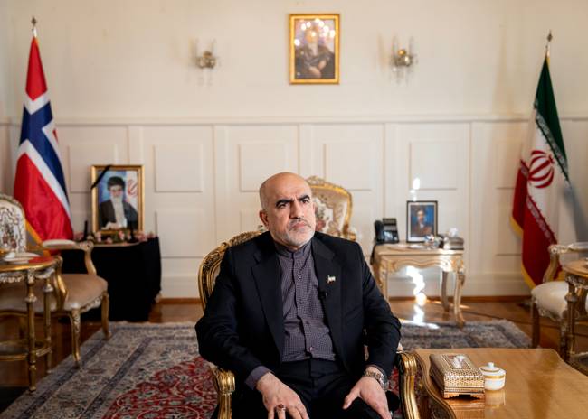 IRANinNorway's tweet photo. در گفت‌وگو با #ایرنا: دیپلماسی ابزار صیانت از منافع ملی در نظام پیچیده بین‌الملل است.
https://t.co/Jim40Xr0p2 https://t.co/HcQIMRdiPi