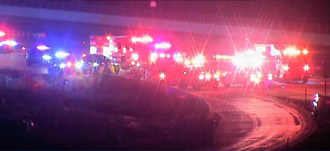 SLCScanner's tweet photo. #WVC #Rollover 6000 W U-201 EB/Mountain View Corridor Exit. #UHP #EMS responded on a 2 vehicle accident and a U-Haul that rolled. 2 people were extricated and a total of 3 transported. Initial reports indicated 1 critical but then it was updated and injuries were Bravo/serious. Eastbound travel lanes were closed for a bit but they have since reopened to 1 lane. I’ll update with any changes.