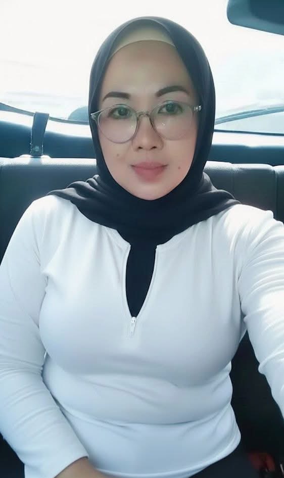 cap kaki tiga tweet media