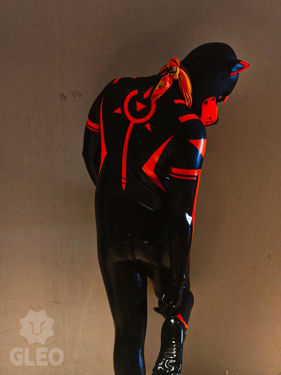 G.LEO Latex tweet media