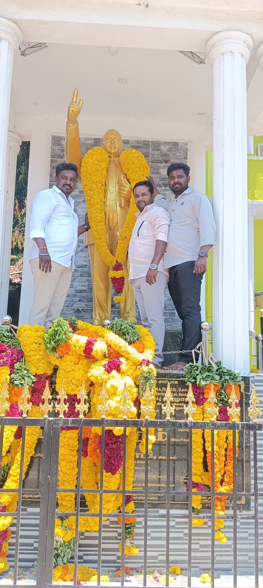 GreesanS's tweet photo. அண்ணலை வாழ்த்தி வணங்குகிறோம்...135 #ஜெய்பீம் #ஜெய்பாரத்
மங்கலம் சட்டமன்ற தொகுதி பாரதிய ஜனதா கட்சி...
#AmbedkarJayanti 

@BJP4India @ANamassivayam
@RamalingamMla @BlrNirmal https://t.co/LQftaVU68R