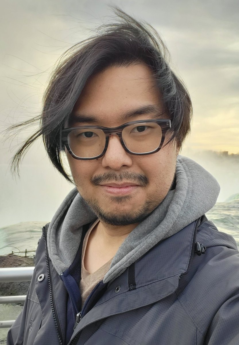 Helmut von Krankenwagen tweet media