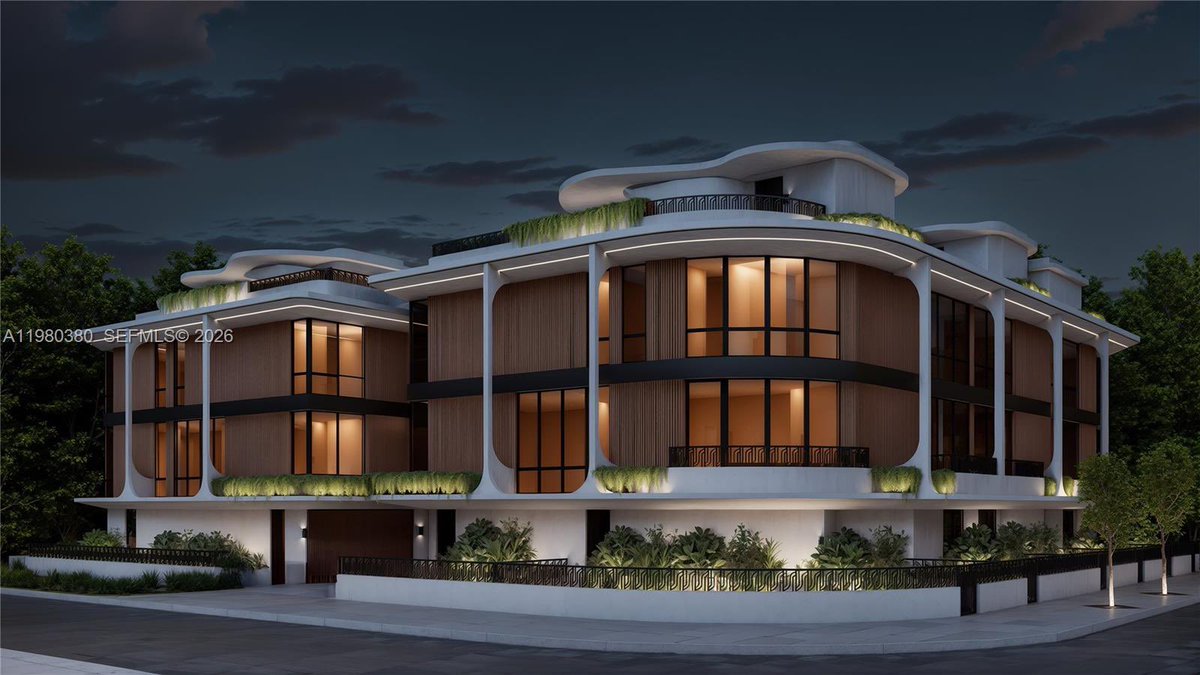 Mina_Taskiran's tweet photo. New listing 🚨
5215 Biscayne Blvd, Miami

14,000 SF development site in the MiMo District with plans for 10 luxury townhomes (~3,000 SF each) with rooftop terraces &amp; private elevators.

Near-turnkey with approvals in final stages. Prime visibility + strong demand. DM me https://t.co/wPxj1U8MVe