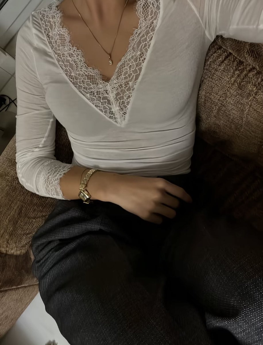 lace tops>>