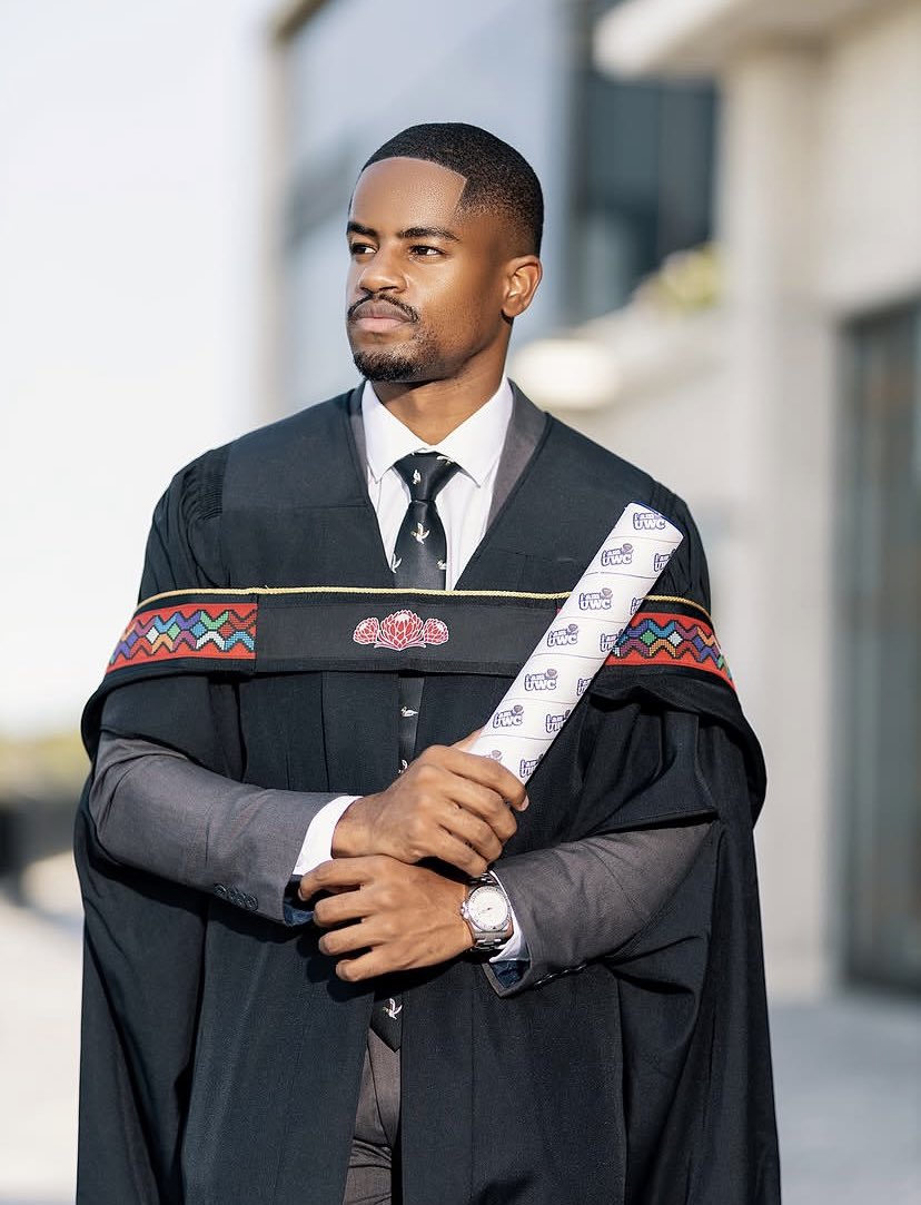 MA LE BO tweet media