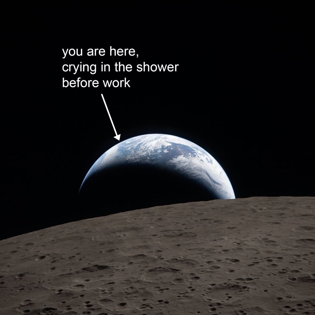 Mini Archillect tweet media