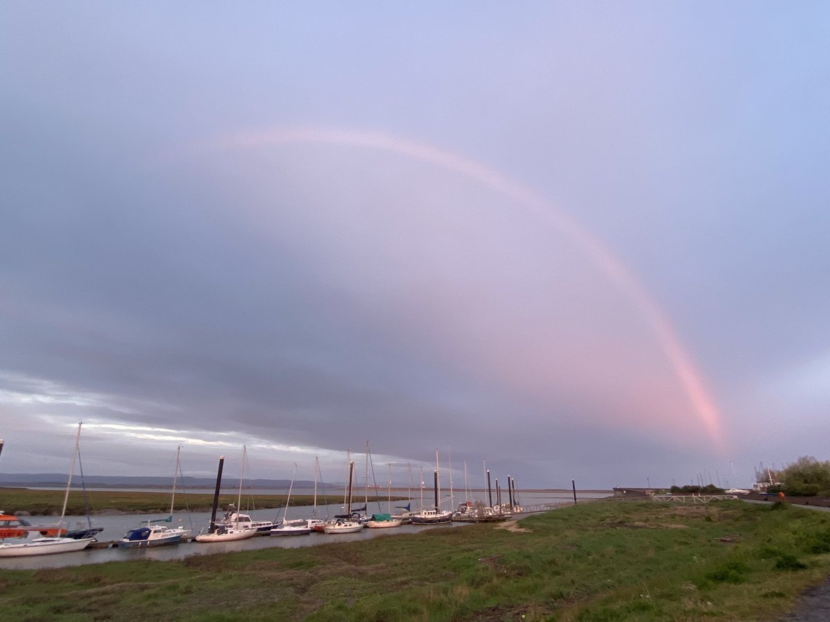 NessaSpratticus's tweet image. Rainbows greeted the morning #StormHour Burnham on Sea, Somerset UK.