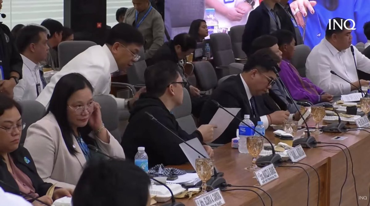 inquirerdotnet's tweet image. JUST IN: Ramil Madriaga signs a bank waiver allowing the House Committee on Justice to look into the accounts listed in his supplemental affidavit.

He claimed that he was used as bank "dummy" for former president Rodrigo Duterte. | @AprBenjaminINQ 

Watch the live stream here: