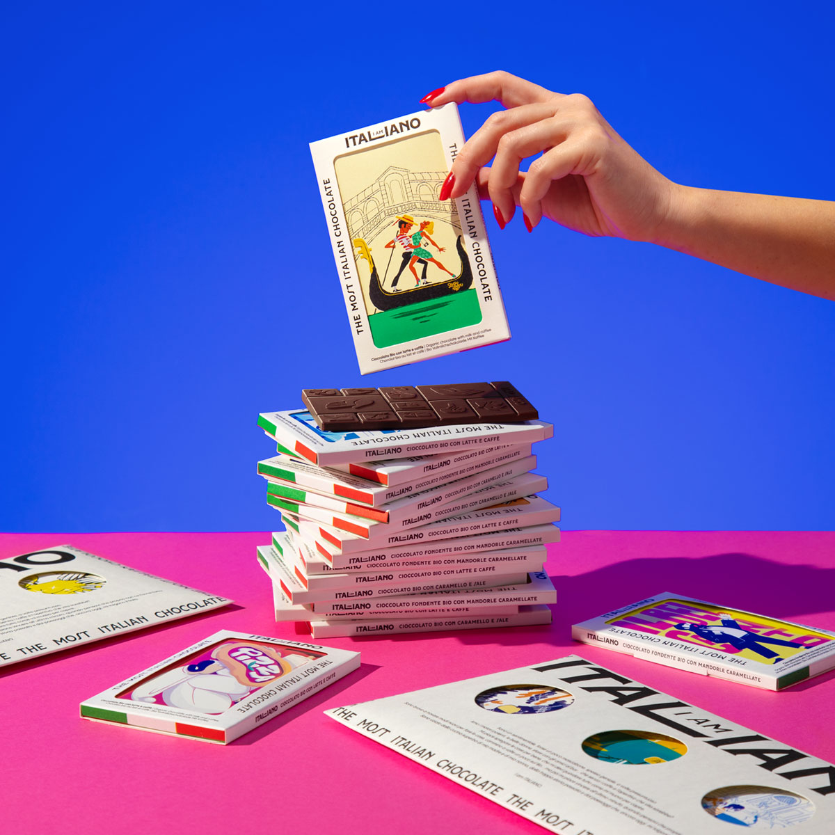 packagings's tweet image. I AM ITALIANO turns the #chocolatebar into a cultural artifact, using Italian #stereotypes not as a crutch but as deliberate creative currency. 

packagingoftheworld.com/2026/04/i-am-i…

#packagingdesign by Happycentro