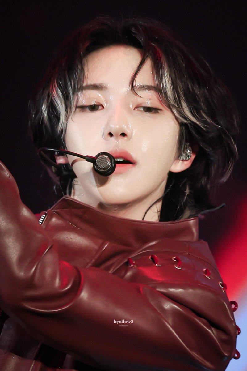 𝐡𝐲𝐞𝐥𝐥𝐨𝐰𝟑 tweet media