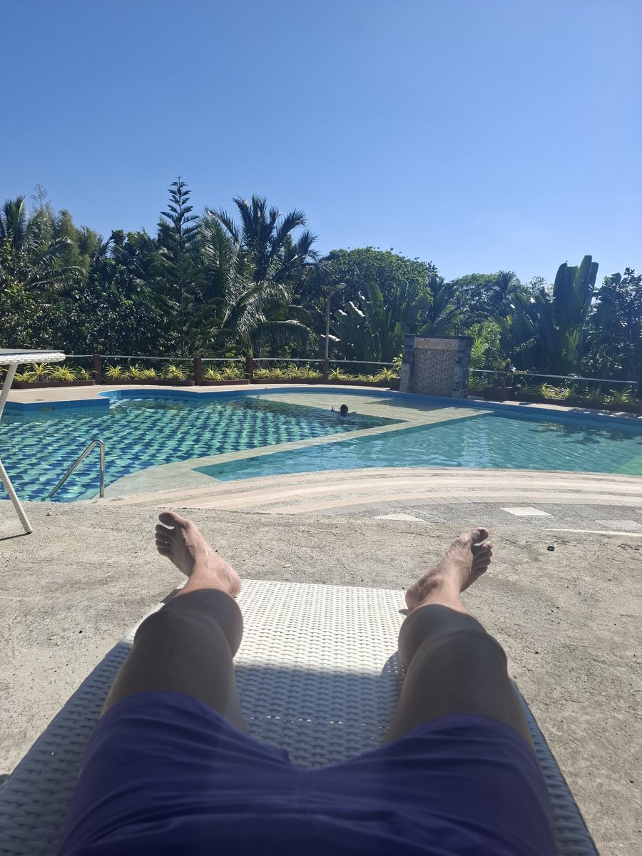 sexyshaad's tweet photo. Beat the heat💦
#swimOn #alterkalibo #alteriloilo https://t.co/wZvZcCMl4g