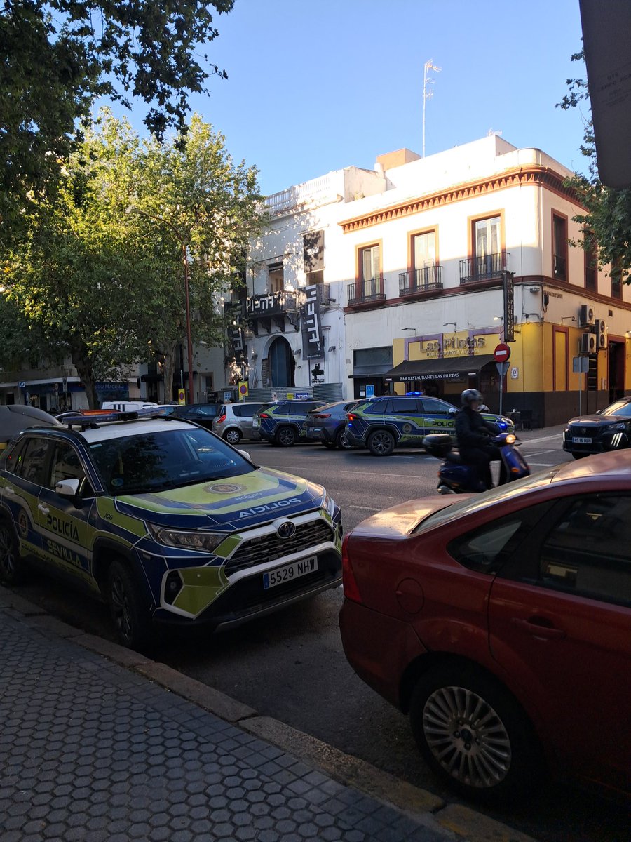 sevilla indignada tweet media