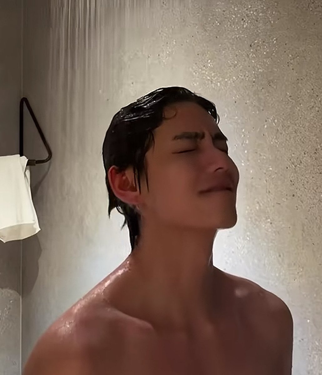 luna༊˚ tweet media