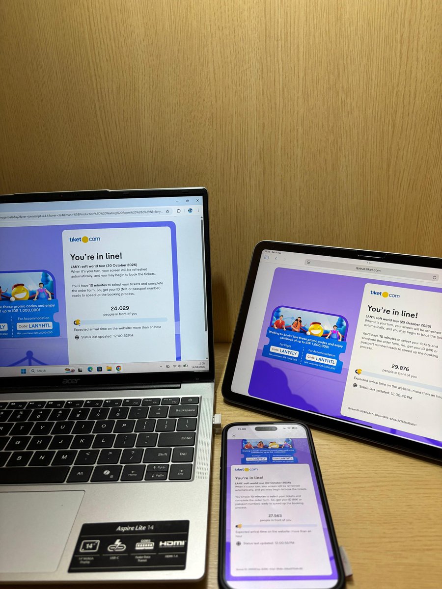 queenᯓ★ tweet media