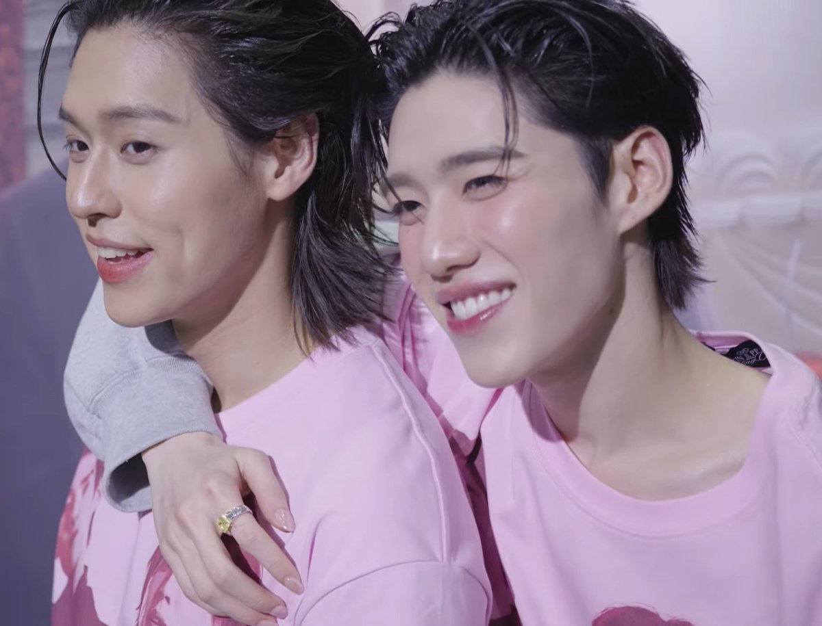 Namekaaa tweet media