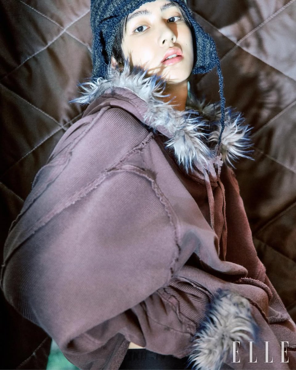 col #GREENRED tweet media