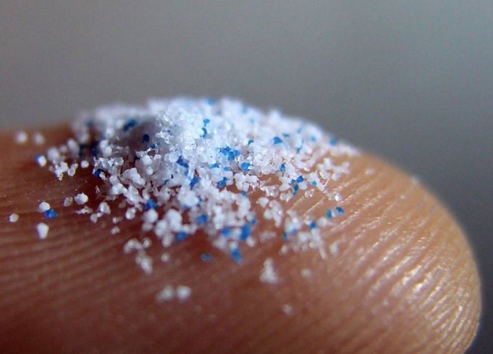 YourAnonOne's tweet image. Mia Heller, high school student, 18, invents water filter that eliminates 95.5% of microplastics.