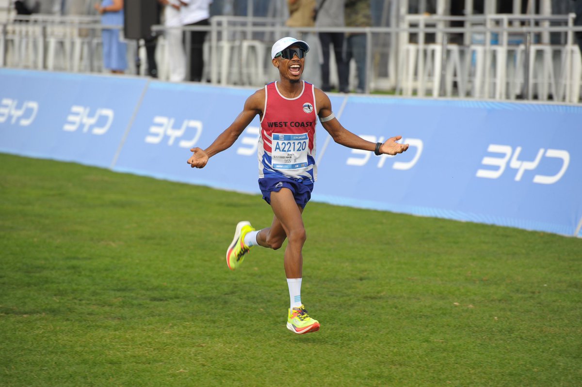 Anele Bans tweet media