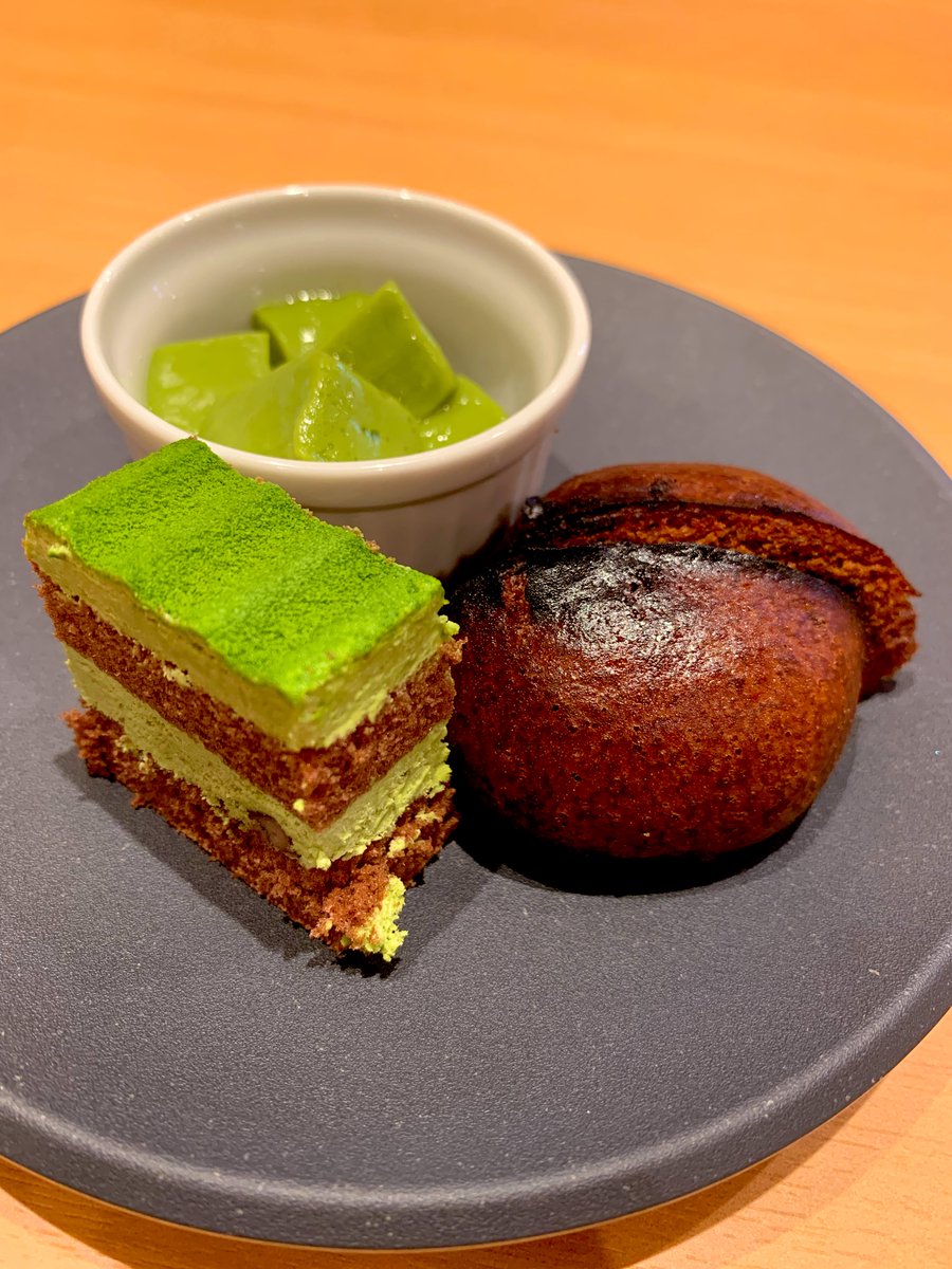 りしお tweet media