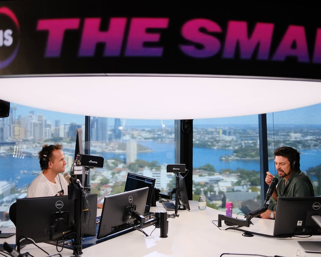 ButcherRising's tweet photo. π€#karlurban on air at #smallzyshow in #Sidney today
#theboys https://t.co/0xhXxlLKyE