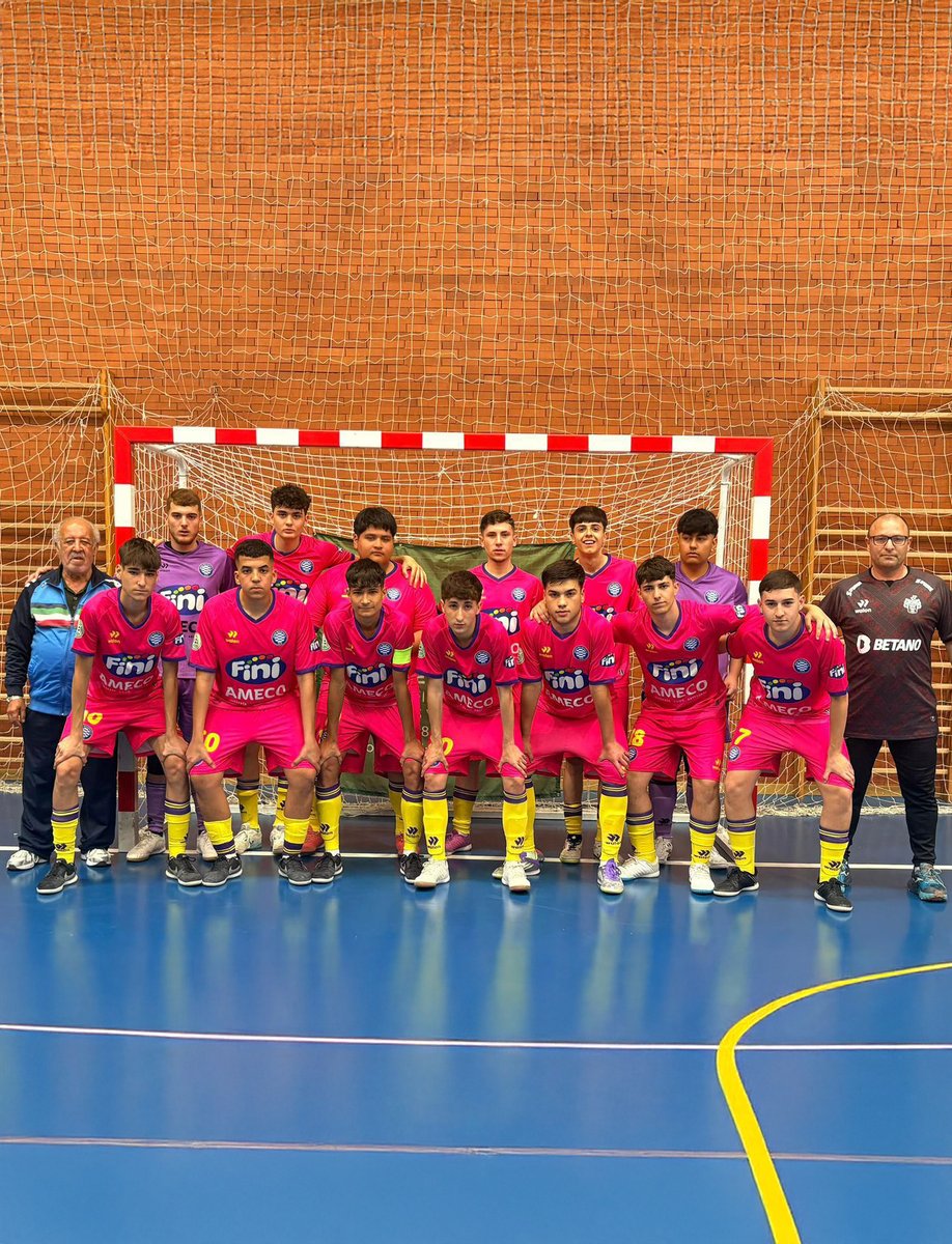 MolinenseFutsal's tweet photo. Sin palabras con este Juvenil. 🙊🔥

Dominio total de principio a fin en Alcantarilla. Sumamos tres puntos para seguir líderes de tabla. 🏆

¡Orgullosos de este equipo y de nuestro escudo! 💙🤍

#MolinaFutsal #CanteraMolinense #uniónmolinense https://t.co/A5SDuR9iy1