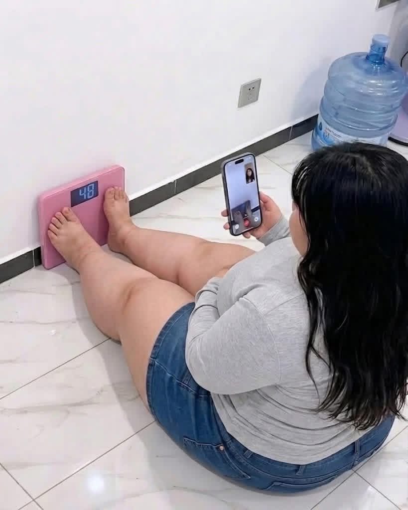 temankomplek's tweet photo. Yes girl, u got it body goals https://t.co/ldWEISiMl7