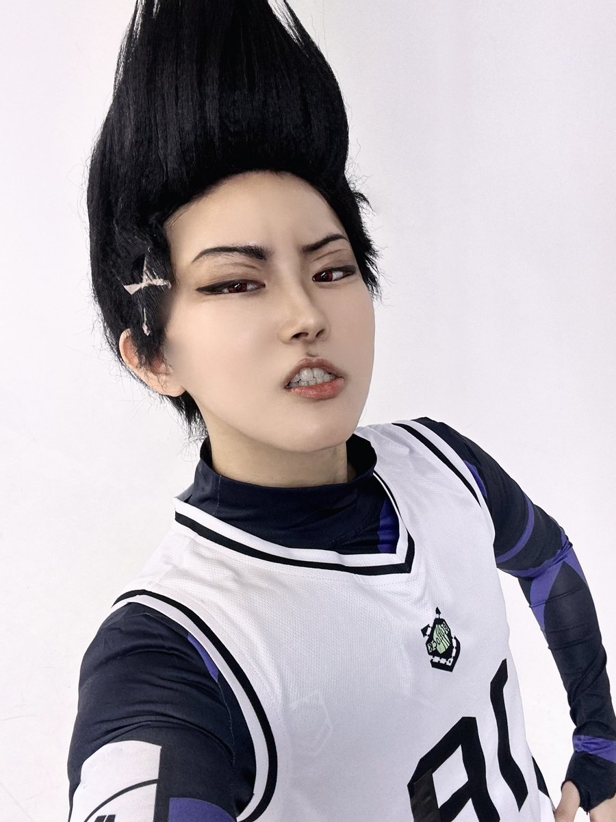 リア@5/6西1 タ34b tweet media