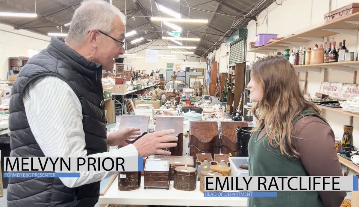 melvynprior's tweet image. Collectable 18thC #tea caddies in the latest @GoldingYoung #YouTube video with Emily youtu.be/7ua3835TFDQ?si… View/bid online goldingyoung.com @ColinYoungAWA #Auction